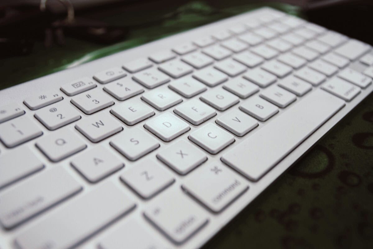 Computer keyboard used for digital content and media work